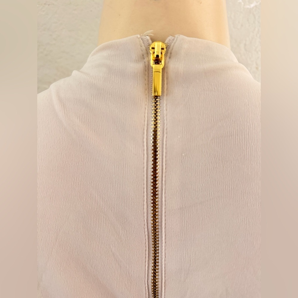 bebe ivory embellished Jewel Waist asym Plunge deep v top dress S - Picture 8 of 13